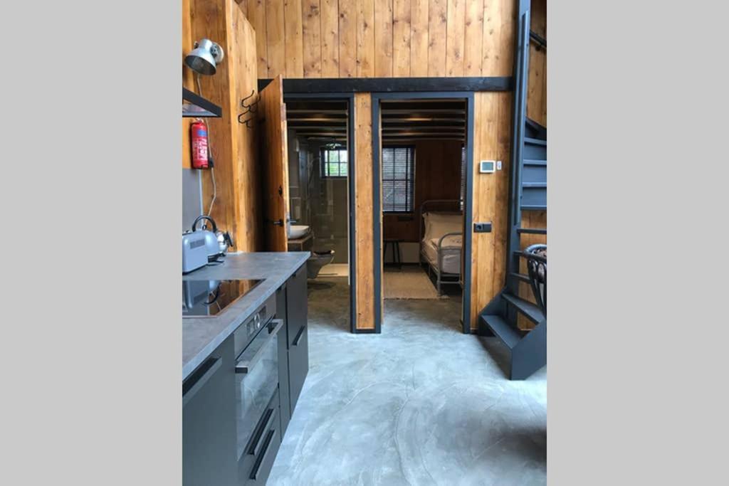 Uniek Houten Huis Nabij Bos En Plassen Hollandsche Rading Ngoại thất bức ảnh