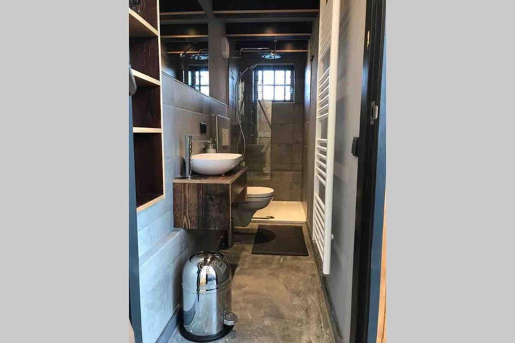 Uniek Houten Huis Nabij Bos En Plassen Hollandsche Rading Ngoại thất bức ảnh
